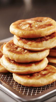 JPG 편집이미지 음식 아침 디저트 주택 따뜻함 요리 향 팬케이크 나무탁자 맛있는 편집실사 AI포토 AI콘텐츠 주간 탁자 건물 케이크 CG 파일형식