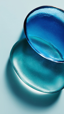 JPG 모양 편집이미지 디자인 컬러 조각 유리 조명 그림자 장식 파란색 촬영 배열 오브젝트 그림 반투명 이미지편집 AI컴퓨터그래픽 AI콘텐츠 재질 파일형식