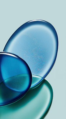 JPG 편집이미지 접시 디자인 컬러 백그라운드 유리 탁자 장식 촬영 공간 두개 시원함 모던 부드러움 이미지편집 AI컴퓨터그래픽 AI콘텐츠 식기 가구 2 재질 감각 파일형식