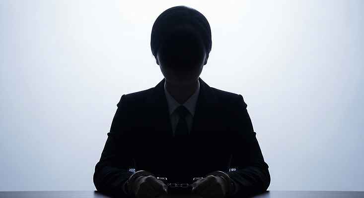 포토 JPG 편집이미지 실루엣 백그라운드 탁자 회의 조명 표정 사람 인테리어 어둠 분위기 신비 명상 의료성형뷰티 편집실사 AI인물포토 AI콘텐츠 디자인 가구 컨셉 비즈니스 촬영기법 CG 파일형식 AI포토