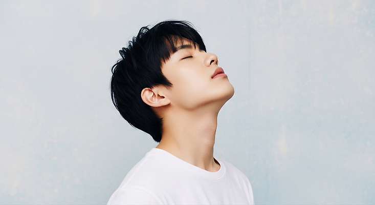 JPG 편집이미지 남자 감정 포즈 하늘 스튜디오 조명 사람 일상 뷰티 촬영 심플 멋 소프트 의료성형뷰티 편집실사 AI인물포토 AI콘텐츠 라이프 CG 파일형식 AI포토