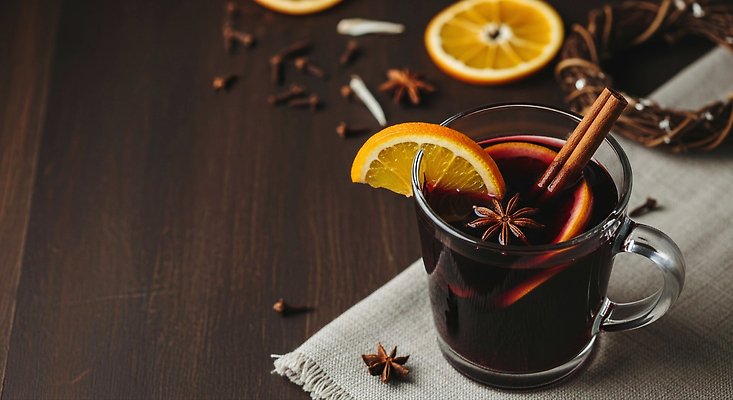 JPG 편집이미지 음료 겨울 탁자 휴식 따뜻함 쿠키 신선 편안함 커피잔 향신료 다과 시나몬 편집실사 AI포토 AI콘텐츠 계절 커피 가구 컨셉 디저트 잔 감각 CG 향미료 파일형식