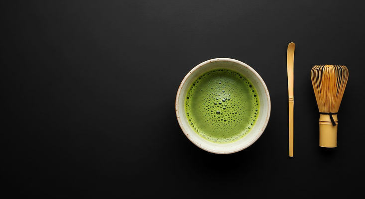 JPG 편집이미지 그릇 음료 잔 초록색 시간 편안함 녹차 준비 말차 편집실사 AI포토 AI콘텐츠 식기 컬러 차_음료 감각 CG 파일형식