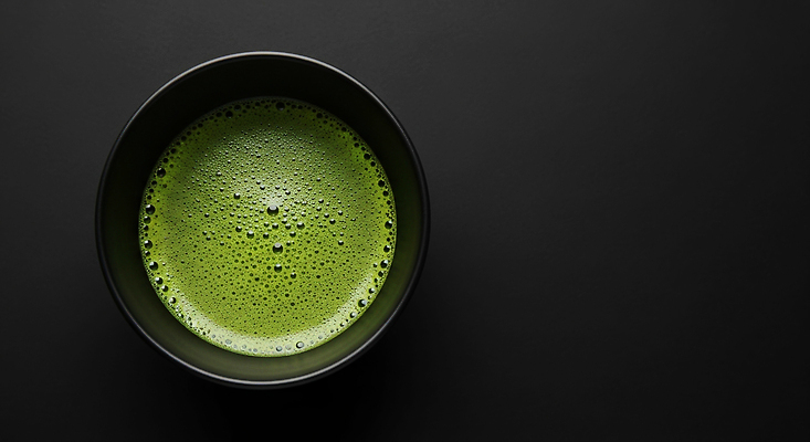 JPG 편집이미지 전통 그릇 음료 자연 건강 일상 초록색 고요 신선 녹차 말차 보리차 순간 편집실사 AI포토 AI콘텐츠 식기 컬러 라이프 차_음료 CG 생태계 파일형식