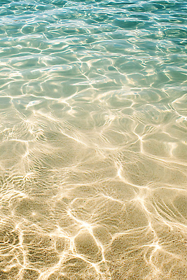 JPG 편집이미지 물결 모래 바다 여행 자연 휴식 해변 여름 햇빛 평화 수면 산호초 청록색 뷰티풀 편집실사 AI포토 AI콘텐츠 계절 컬러 컨셉 물 태양 수중식물 CG 생태계 파일형식