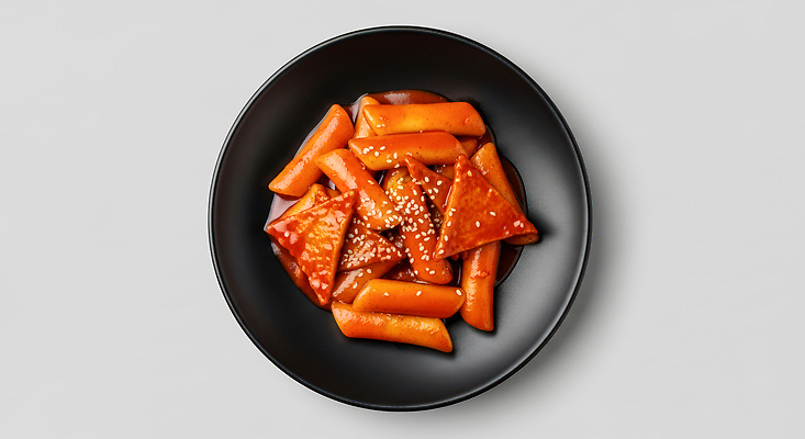 JPG 편집이미지 접시 한식 음식 디저트 떡 한국 요리 식당 양념 어묵 떡볶이 매움 깨 맛집 길거리음식 편집실사 AI포토 AI콘텐츠 식기 아시아 식재료 상점 조미료 맛 분식 CG 파일형식