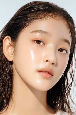 포토 JPG 모델 편집이미지 백그라운드 자연 표정 빛 청춘 카메라 촬영 매력적 피부 부드러움 뷰티풀 의료성형뷰티 수분_꽃가루 편집실사 AI인물포토 AI콘텐츠 컨셉 신체부위 전자제품 감각 CG 생태계 파일형식 AI포토