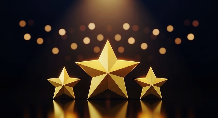 JPG 편집이미지 디자인 별 예술 상징 크리스마스 조명 장식 축제 금색 수상_상을받음 의식 크기 배열 뷰티풀 시상식 이미지편집 AI컴퓨터그래픽 AI콘텐츠 자연요소 기념일 컬러 파일형식