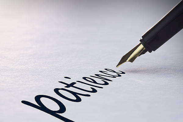 포토 JPG 해외이미지 감정 종이 텍스트 사람없음 단어 만년필 기록 페이지 인내 유행어 해외202004 해외포토 문자 펜 유행 파일형식