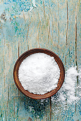 포토 JPG 해외이미지 음식 바다 백그라운드 재료 탁자 건강 요리 사람없음 목재 쌓기 주방 숟가락 흰색 양념 조미료 사발 맛 크리스탈 향신료 소금 결정체 흙더미 내추럴 지하실 짠맛 해외202004 해외포토 나무 컬러 가구 컨셉 모션 수저 흙 사기그릇 광석 향미료 파일형식 더미