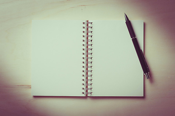 포토 JPG 해외이미지 템플릿 디자인 종이 백그라운드 아이디어 사람없음 펜 다이어리 공책 공백 페이지 해외202004 해외포토 컨셉 문구용품 필기구 사무용품 파일형식