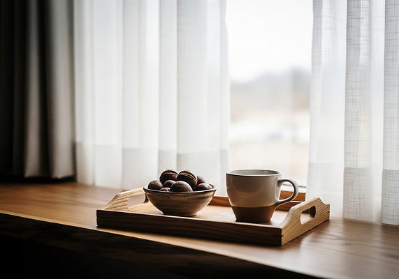 주간 음료 음식 컨셉 탁자 건물 CG 파일형식 디저트 창문 나무탁자 휴식 커피 분위기 따뜻함 아침 오후 주택 서양음식 JPG 편집실사 편집이미지