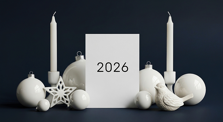 JPG 편집이미지 기념일 결혼 크리스마스 촛불 탁자 설계 새해 장식 인테리어 흰색 분위기 편안함 2026년 편집실사 디자인 컬러 가구 컨셉 초 이벤트 감각 연도 CG 파일형식