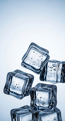 자연요소 컨셉 무늬 CG 파일형식 얼음 조각 떨어짐 물방울 투명 공중 깨끗함 백그라운드 컬러 촬영 물 차가움 모양 기하학 편집이미지 편집실사 JPG