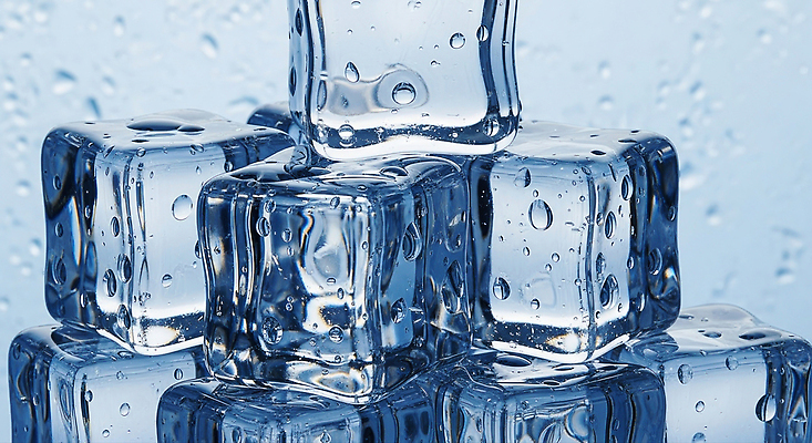 자연요소 계절 모션 장식 광석 CG 생태계 파일형식 얼음 조각 물 방울 투명 쌓기 여름 음료 시원함 크리스탈 반사 액체 자연 편집이미지 편집실사 JPG