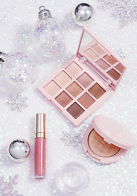 JPG 편집이미지 컬러 크리스마스 탁자 장식 반짝임 화장 뷰티 화장품 팔레트 편안함 립글로스 패키지 아이섀도 편집실사 기념일 가구 모션 감각 CG 파일형식