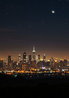 JPG 편집이미지 별 야경 조명 풍경 건물 빛 어둠 고요 도시 뉴욕 스카이라인 전경 편집실사 자연요소 건축물 미국 야간 CG 파일형식 탑뷰 풍경_경치