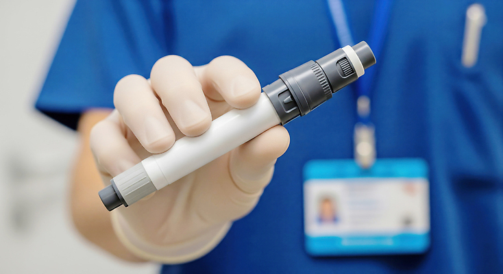 의학 의료기기 신체부위 의료진 위생 CG 파일형식 주사기 치료 환자 청결 환경 준비 손 전문 도구 간호사 의사 편집실사 편집이미지 JPG 의료성형뷰티