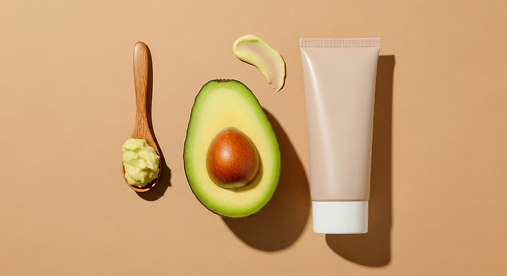 JPG 편집이미지 재료 자연 뷰티 촉촉함 크림 피부관리 스킨케어 조화 아보카도 보습 뷰티풀 천연화장품 편집실사 AI포토 AI콘텐츠 과일 화장품 젖음 CG 생태계 파일형식