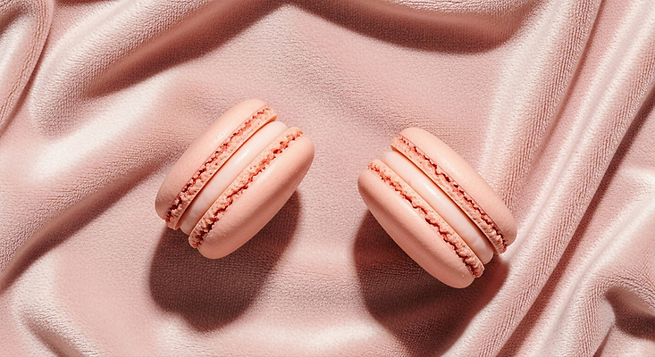 JPG 편집이미지 음식 분홍색 탁자 디저트 요리 전시 고급 크림 제빵 마카롱 세련 편집실사 컬러 가구 컨셉 제과제빵 CG 파일형식