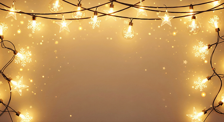 JPG 편집이미지 별 크리스마스 겨울 조명 따뜻함 장식 빛 축제 공간 눈송이 분위기 편안함 알전구 이미지편집 AI컴퓨터그래픽 AI콘텐츠 자연요소 계절 기념일 컨셉 전구 눈_날씨 감각 파일형식