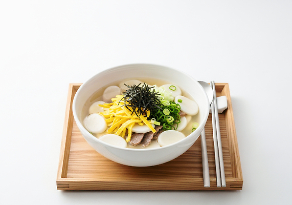 전통 한식 음식 컨셉 채소 알 전통음식 해조류 CG 파일형식 수제비 찌개 국물 재료 계란 파 김 맛 식사 주방 편집이미지 편집실사 JPG 떡국