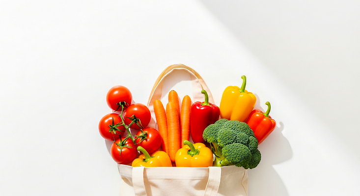 컬러 채소 뿌리채소 쇼핑 바구니 CG 파일형식 과일 신선 장바구니 피망 토마토 당근 브로콜리 건강 요리 식재료 빨간색 노란색 편집이미지 편집실사 JPG