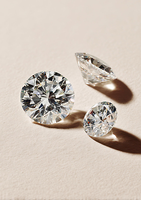 JPG 모양 편집이미지 디자인 컬러 조명 장식 빛 반짝임 고급 크기 보석 질감 다이아몬드 물질 편집실사 AI포토 AI콘텐츠 컨셉 모션 광석 CG 파일형식