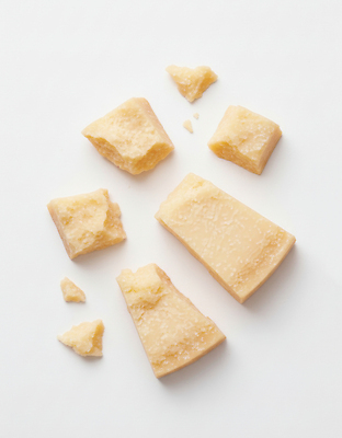 JPG 편집이미지 음식 조각 패턴 식재료 자연 탁자 디저트 치즈 요리 식사 흰색 크기 질감 신선도 편집실사 컬러 가구 무늬 유제품 CG 생태계 파일형식