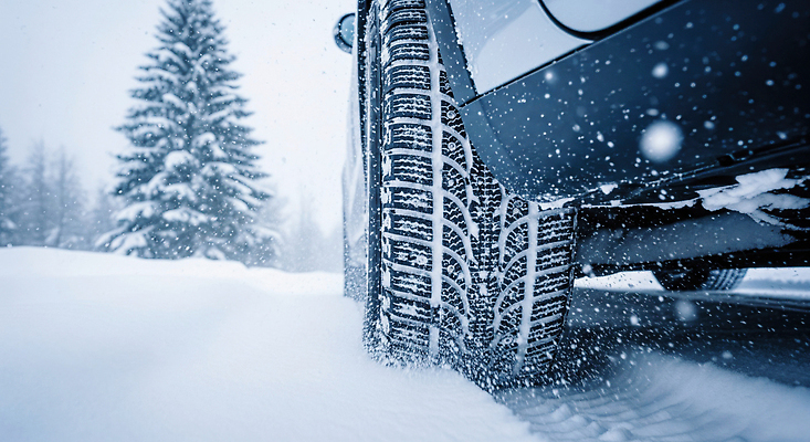 계절 길 육상교통 여행 겨울 교통시설 모션 눈_날씨 풍경 운전 CG 교통안전 파일형식 자동차 타이어 눈길 도로 겨울풍경 안전 눈보라 날씨 겨울여행 편집실사 JPG 편집이미지 눈길운전 블랙아이스 안전운전