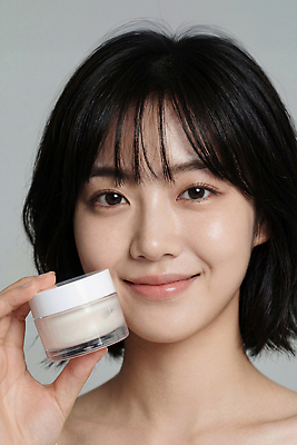 표정 사람 뷰티 CG 파일형식 유명인 피부관리 여자 화장품 미소 모델 스킨케어 화장 편집실사 JPG 편집이미지 인플루언서 의료성형뷰티