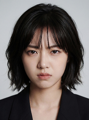 JPG 편집이미지 헤어스타일 여자 패션 직장 표정 사람 사무실 카메라 촬영 분노 준비 의료성형뷰티 스타일 편집실사 AI인물포토 AI콘텐츠 감정 회사 비즈니스 전자제품 CG 파일형식 AI포토