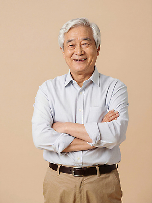 노년 남자 감정 컨셉 관계 모션 표정 사람 성인 생활 CG 파일형식 미소 팔짱 가족 친구 사랑 행복 라이프 세대 체험 교양 소통 추억 편집실사 JPG 편집이미지 할아버지 의료성형뷰티