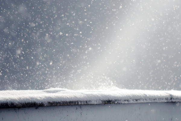 JPG 편집이미지 계절 겨울 자연 바람 날씨 풍경 환경 흰색 시간 눈송이 차가움 조용 흐림 눈덮임 편집실사 AI포토 자연요소 컬러 컨셉 눈_날씨 CG 생태계 파일형식 AI콘텐츠