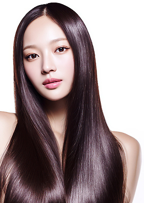 JPG 편집이미지 긴머리 헤어스타일 여자 포즈 표정 사람 앞모습 화장 뷰티 매끈함 피부 이미지 헤어관리 뷰티풀 턱선 의료성형뷰티 스타일 편집실사 AI인물포토 AI콘텐츠 뷰포인트 신체부위 감각 CG 턱 파일형식 AI포토