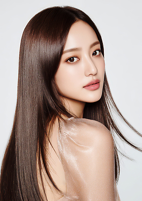 JPG 모델 편집이미지 시선 옷 포즈 생머리 조명 뒷모습 화장 뷰티 머리 촬영 화장품 헤어관리 의료성형뷰티 스타일 편집실사 AI인물포토 AI콘텐츠 헤어스타일 뷰포인트 신체부위 CG 파일형식 AI포토