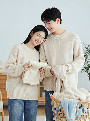 JPG 편집이미지 커플 옷 가정 신혼부부 모션 주택 따뜻함 사랑 웃음 사람 시간 담요 정리 소통 빨랫감 순간 의료성형뷰티 편집실사 부부 감정 컨셉 관계 표정 건물 빨래 CG 신혼 파일형식