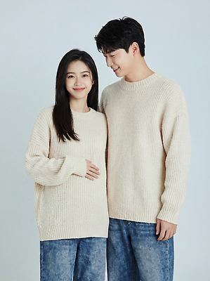 커플 감정 상의 바지 관계 표정 라이프 CG 파일형식 부부 스웨터 청바지 미소 사랑 촬영 따뜻함 행복 일상 스타일 포즈 패션 편집이미지 편집실사 JPG 가족 출산 의료성형뷰티