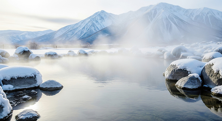 자연요소 계절 온천 스파 CG 생태계 파일형식 겨울 산 수증기 물 풍경 자연 야외 조용 날씨 따뜻함 차가움 하늘 편집실사 편집이미지 JPG 노천온천