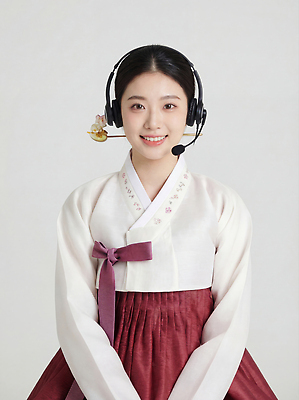 JPG 편집이미지 전통 여자 명절 문화 통신 새해 한국 대화 이벤트 설날 카메라 헤드셋 한복 일본어 준비 마케팅 음성 의료성형뷰티 편집실사 문자 한국전통 기념일 아시아 음향기기 말하기 사람 전자제품 헤드폰 전통의상 CG 파일형식