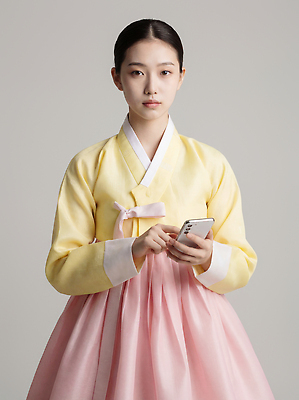 JPG 편집이미지 전통 디자인 옷 여자 패션 문화 컬러 스튜디오 한국 스마트폰 촬영 한복 의료성형뷰티 스타일 편집실사 한국전통 아시아 사람 핸드폰 스마트기기 전통의상 CG 파일형식