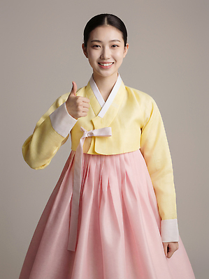 JPG 편집이미지 한국문화 전통 옷 여자 행복 문화 포즈 스튜디오 조명 한국 미소 최고 전통의상 한복 뷰티풀 의료성형뷰티 편집실사 동양문화 한국전통 감정 아시아 표정 사람 CG 파일형식