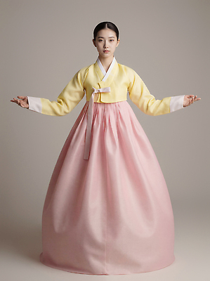 JPG 편집이미지 전통 옷 여자 문화 분홍색 한국 서기 이벤트 노란색 한복 옷입기 팔 뷰티풀 의료성형뷰티 편집실사 한국전통 아시아 컬러 모션 사람 신체부위 전통의상 CG 파일형식