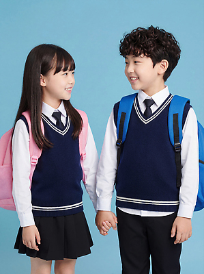 학생 잡화 옷 여자 교육 남자 어린이 관계 모션 표정 사람 CG 등하교 파일형식 소년 소녀 손잡기 미소 등교 가방 학교 교복 백그라운드 웃음 동심 친구 편집실사 JPG 편집이미지 초등학생 의료성형뷰티