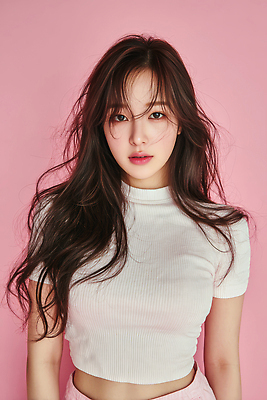 JPG 편집이미지 헤어스타일 옷 여자 분홍색 포즈 백그라운드 웃음 이벤트 머리 촬영 매력적 이미지 생동감 의료성형뷰티 스타일 편집실사 컬러 컨셉 표정 사람 신체부위 CG 파일형식