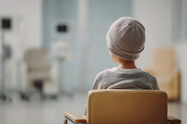 JPG 편집이미지 어린이 의학 건강 병원 앉기 치료 환경 공간 회색 환자 도구 대기 청소 의료성형뷰티 편집실사 AI인물포토 AI콘텐츠 컬러 모션 사람 CG 파일형식 AI포토