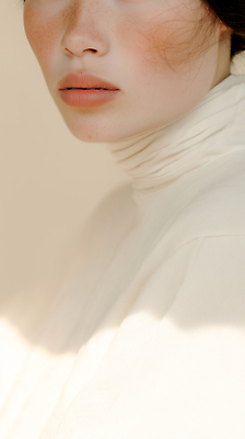 JPG 편집이미지 여자 감정 얼굴 백그라운드 자연 조명 표정 뷰티 매력적 심플 뷰티풀 성격 의료성형뷰티 스타일 편집실사 AI인물포토 AI콘텐츠 컨셉 사람 신체부위 CG 생태계 파일형식 AI포토