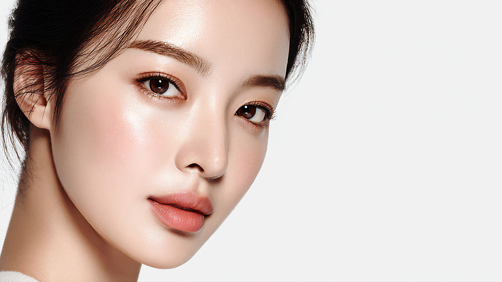 JPG 편집이미지 여자 얼굴 근접촬영 화장 뷰티 촬영 화장품 피부 피부관리 뷰티풀 의료성형뷰티 피부톤 편집실사 AI인물포토 AI콘텐츠 뷰포인트 사람 신체부위 CG 파일형식 AI포토