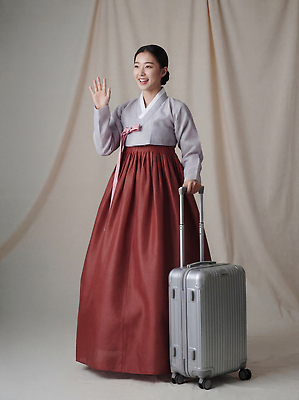 JPG 편집이미지 전통 손 여자 문화 여행 백그라운드 가방 한국 이벤트 큼 한복 기획 옆 의료성형뷰티 편집실사 AI인물포토 AI콘텐츠 한국전통 잡화 아시아 사람 신체부위 크기 전통의상 CG 파일형식 AI포토