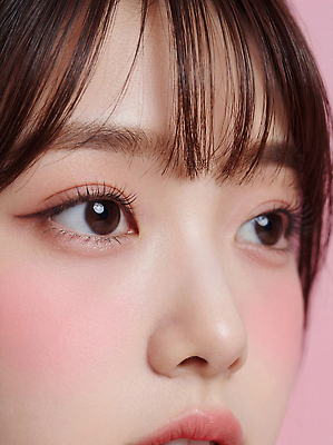 JPG 편집이미지 얼굴 분홍색 미소 소녀 화장 뷰티 카메라 촬영 피부 눈화장 의료성형뷰티 피부톤 편집실사 AI인물포토 AI콘텐츠 여자 어린이 컬러 표정 신체부위 전자제품 CG 파일형식 AI포토